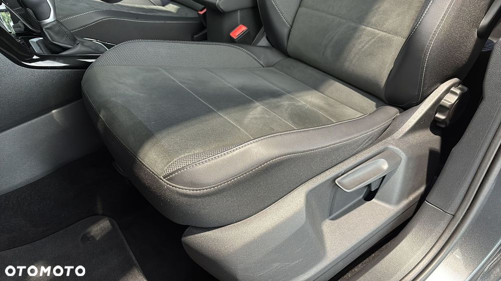 Volkswagen T-Roc 1.5 TSI Style DSG - 13
