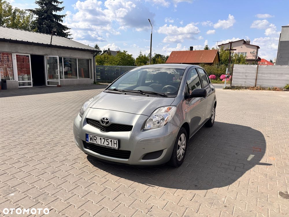 Toyota Yaris 1.0 Luna A/C - 8