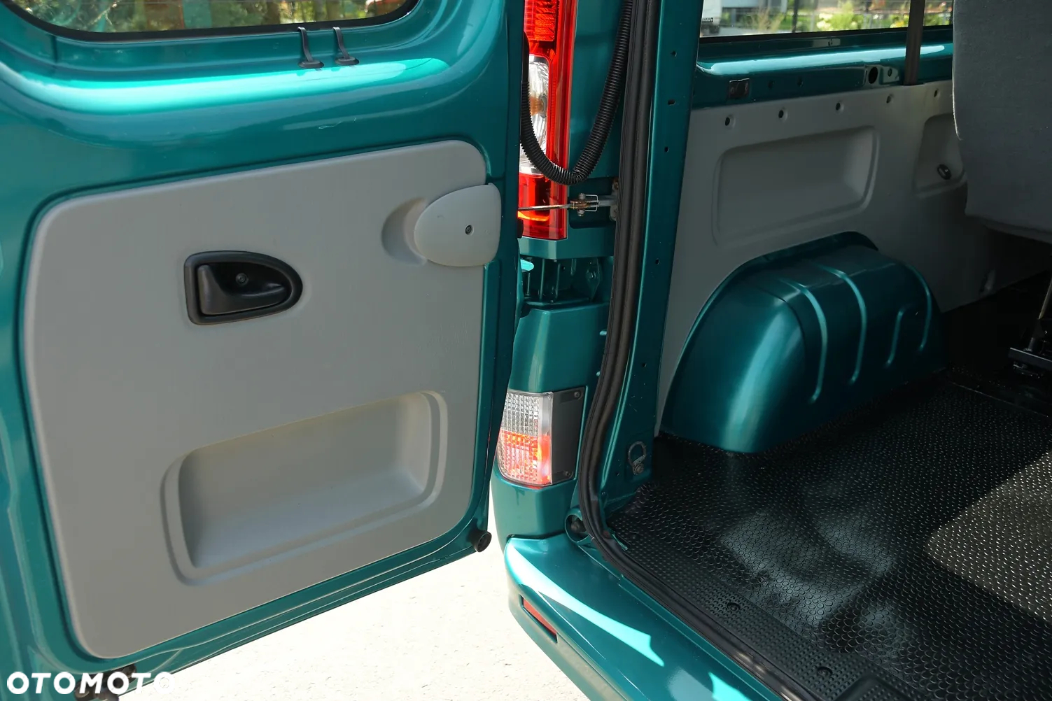 Renault Trafic - 19