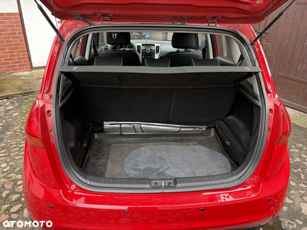 Kia Venga 1.4 CRDi M - 5