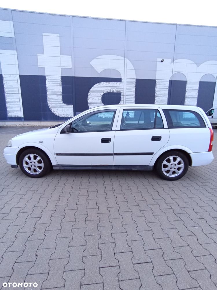 Opel Astra - 3