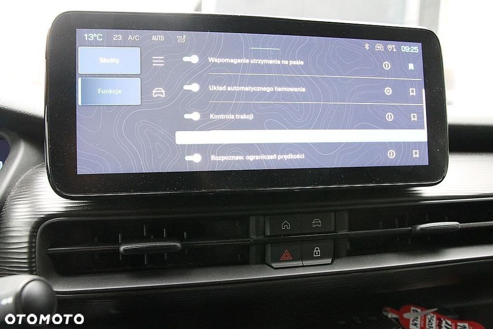 Jeep Avenger 54kWh Longitude - 26