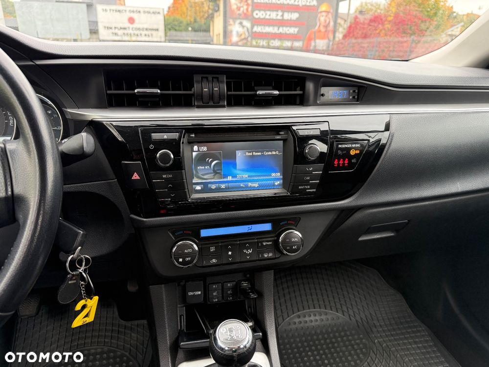 Toyota Corolla 1.6 Premium - 25