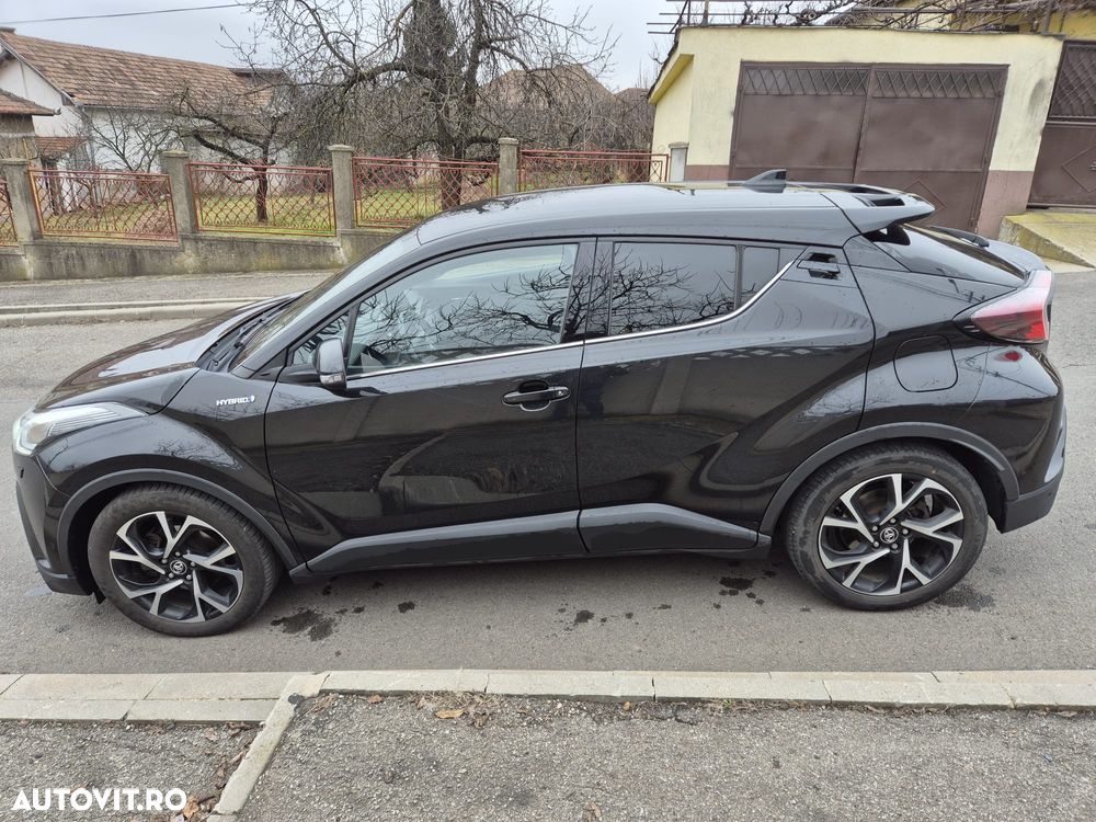 Toyota C-HR Hybrid Style - 12