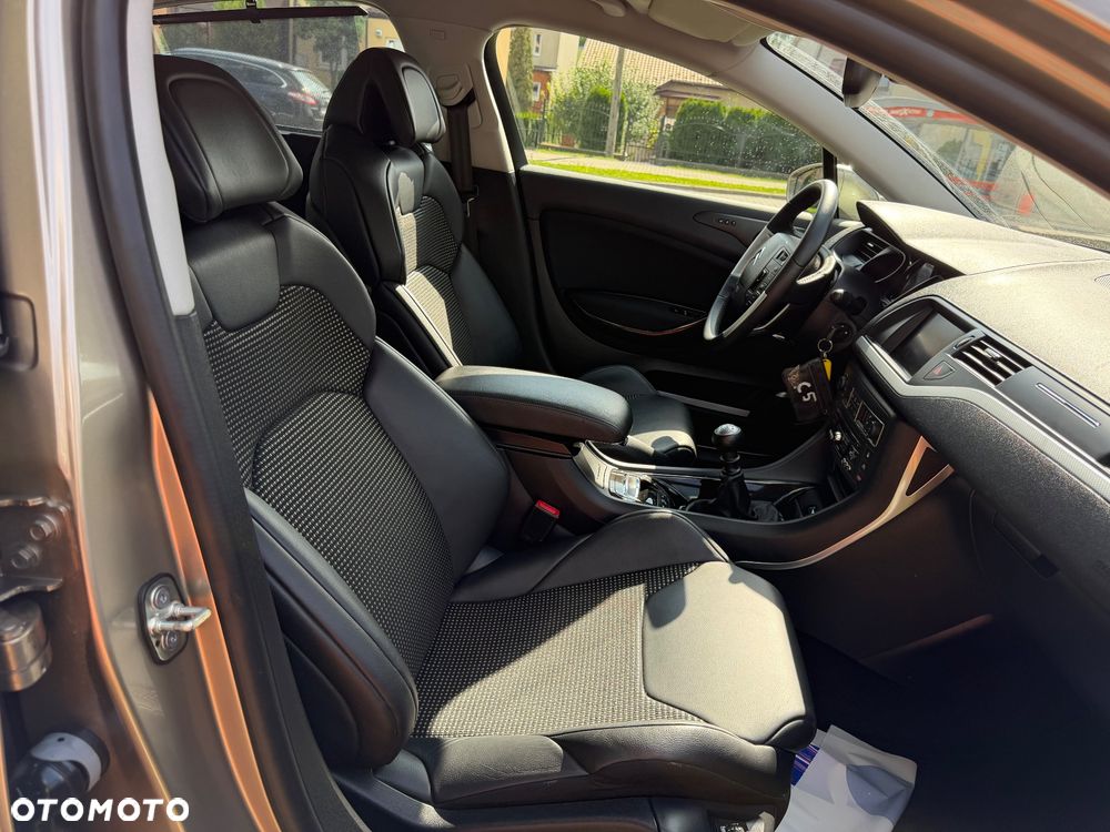 Citroën C5 2.0 HDi Exclusive - 24