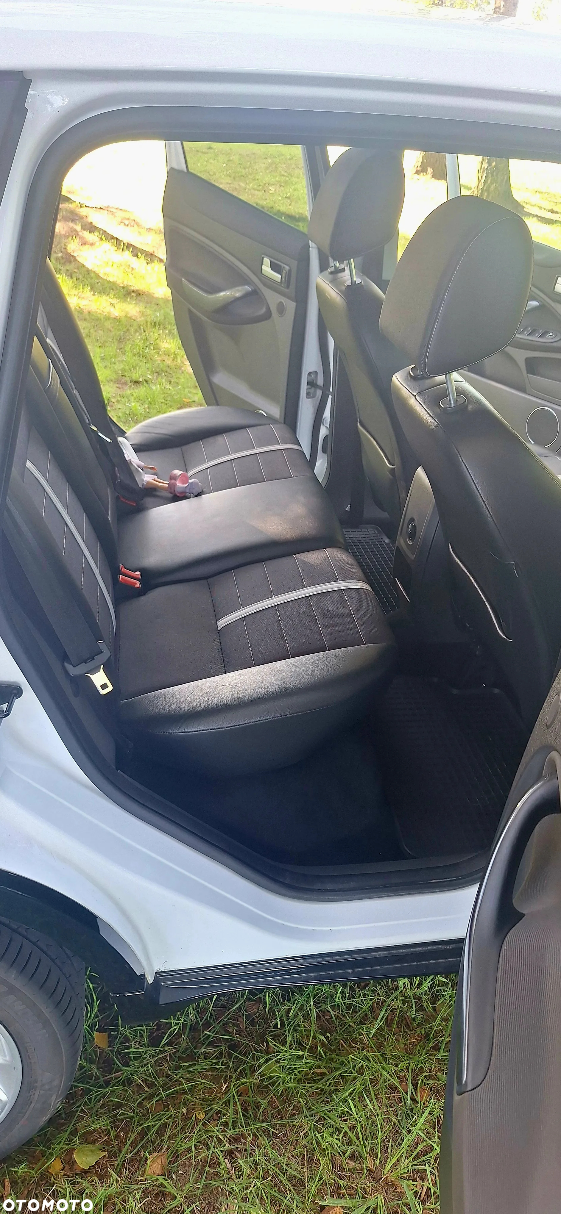 Ford Kuga 2.0 TDCi 4x4 Titanium - 13
