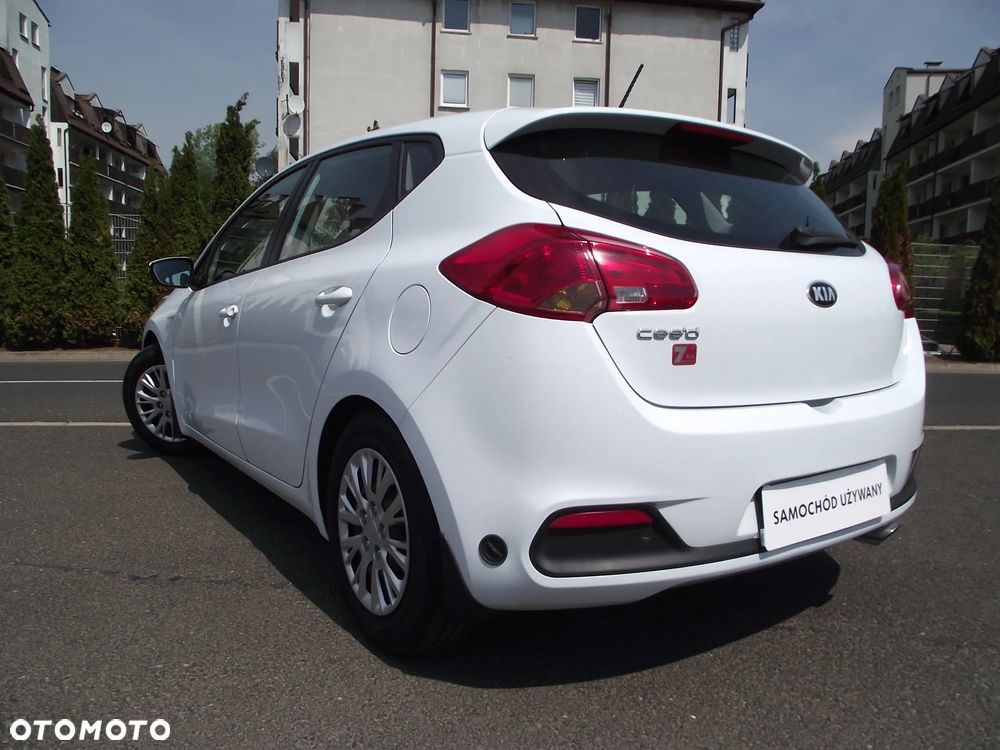 Kia Ceed 1.4 S - 10