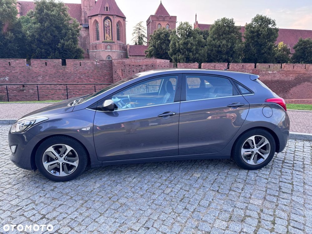 Hyundai i30 1.6 GDI Comfort - 15