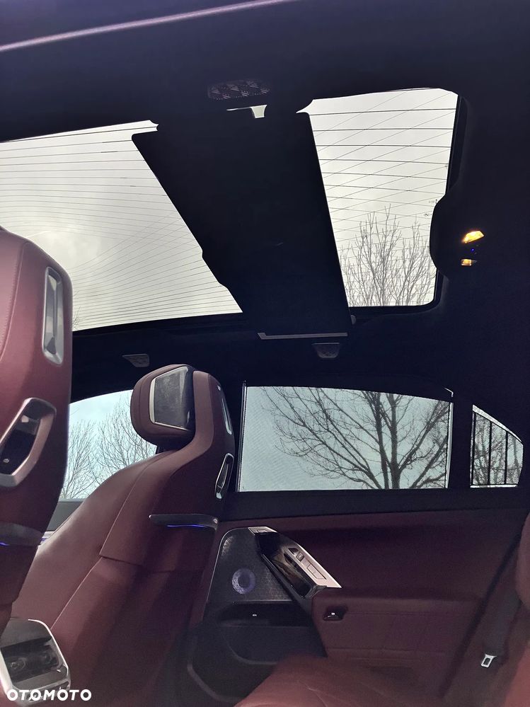 BMW Seria 7 - 12