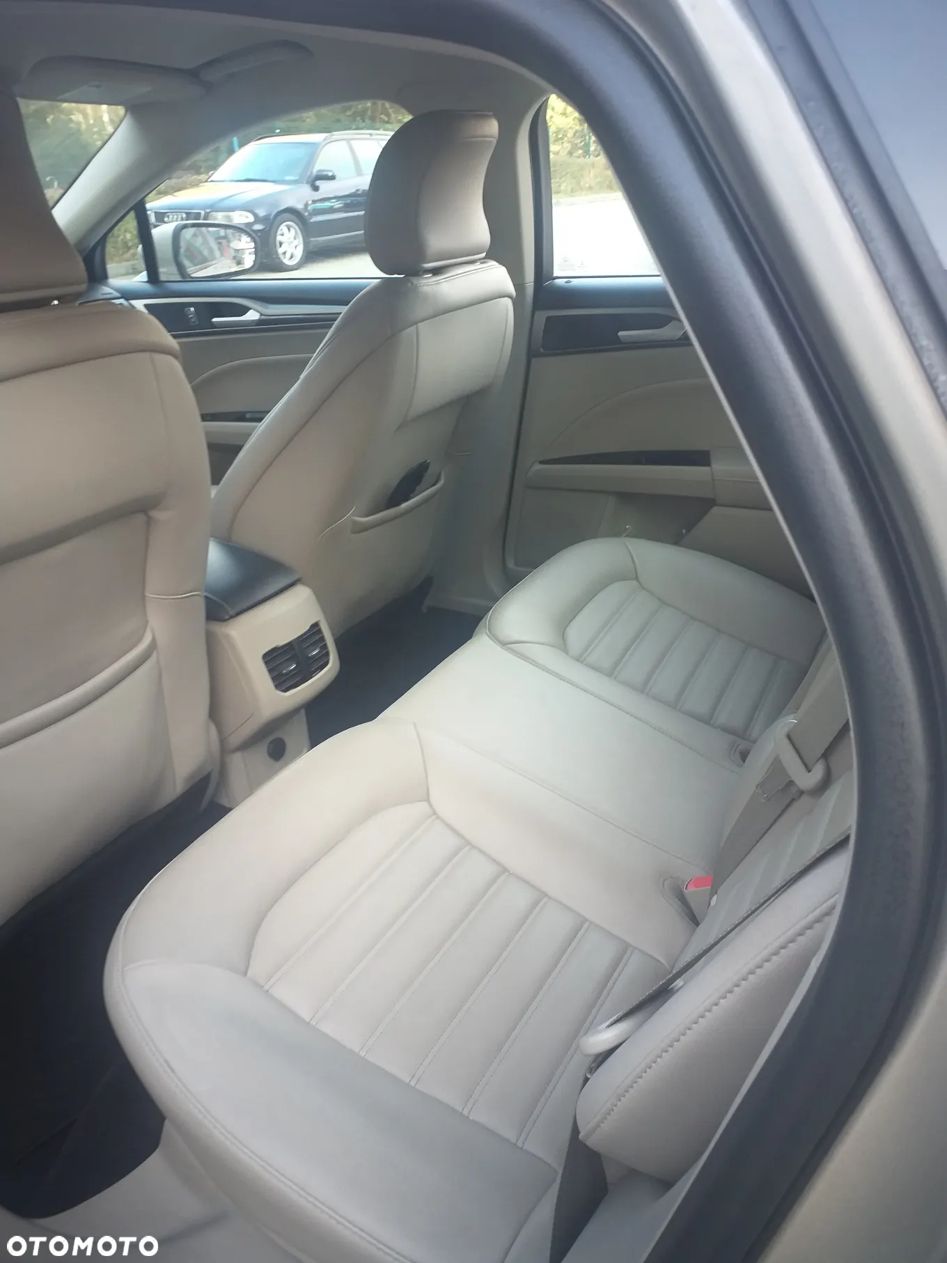 Ford Fusion - 7