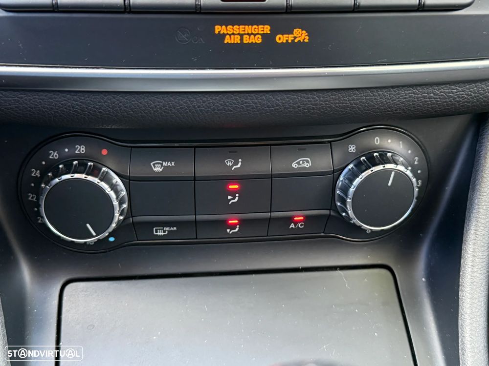 Mercedes-Benz GLA 180 CDI Urban - 43