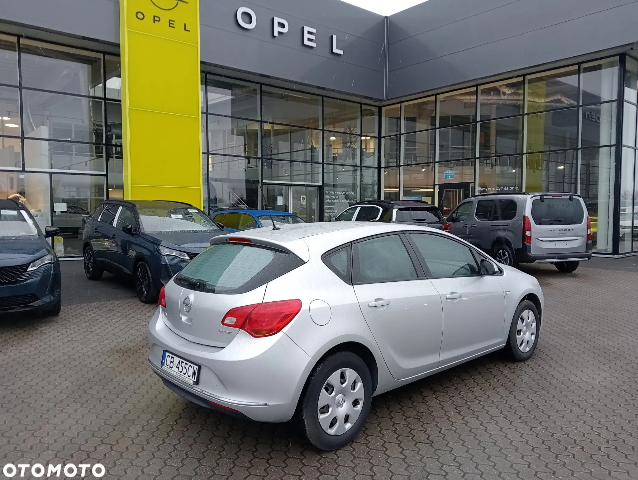 Opel Astra IV 1.6 CDTI Essentia - 2
