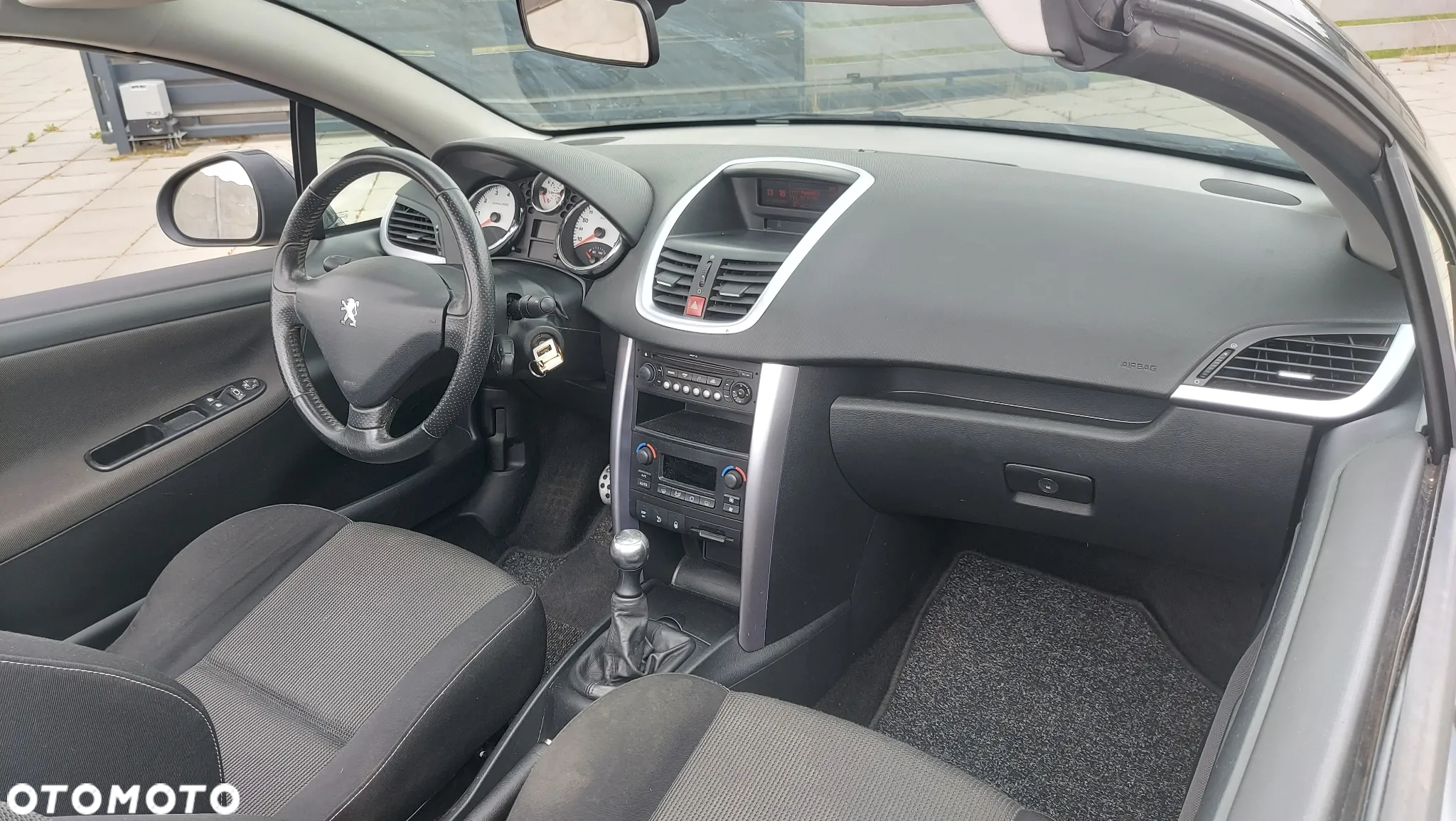 Peugeot 207 CC 1.6 Sport - 16