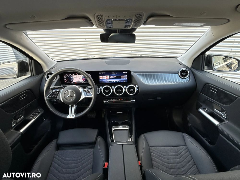 Mercedes-Benz GLA 180 7G-DCT Entry - 8