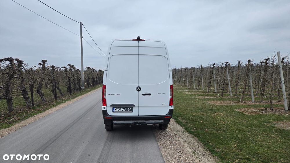 Mercedes-Benz SPRINTER - 6