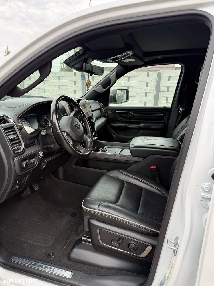 Dodge RAM - 6