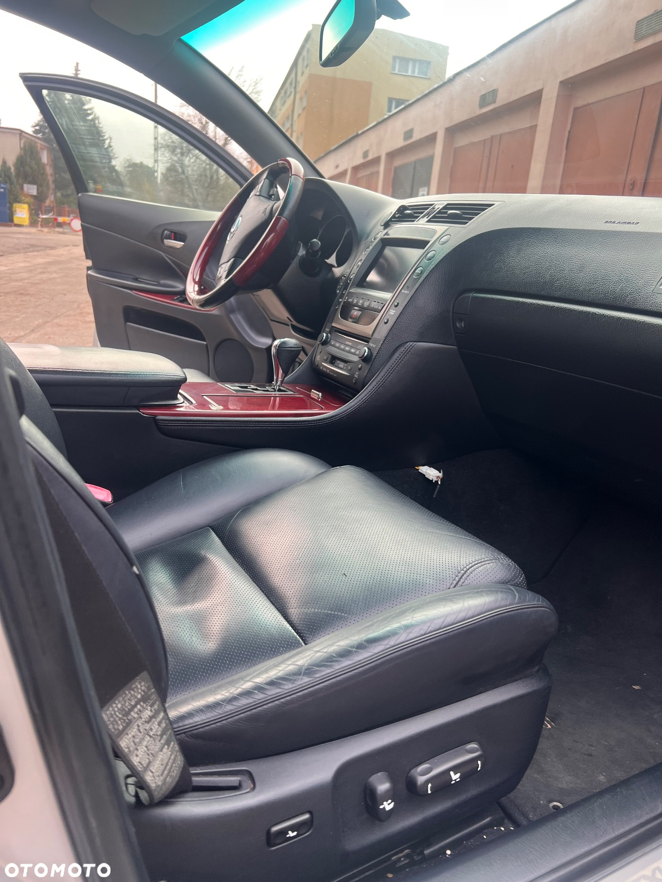 Lexus GS 450h Prestige + - 16
