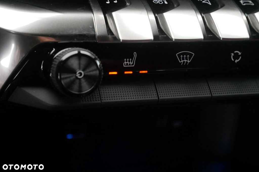 Peugeot 5008 - 24