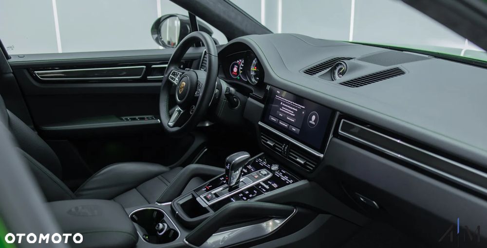 Porsche Cayenne Turbo S E-Hybrid - 19