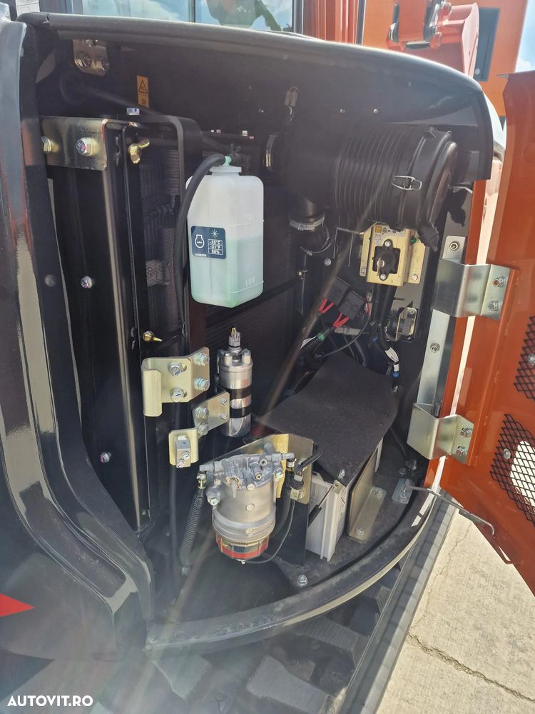 Hitachi ZX65, 6,5tone, 2025, NOU, 66.900 EUR+Tva, PROMOTIE CUPLA RAPIDA+3 CUPE NOI, Aer cond, Inst picon, Ad sapare 4,5m, latime 2m, inaltime 2,55m, posibilitate leasing 5 ani, SUPER PRET 66.900 EUR+Tva - 14
