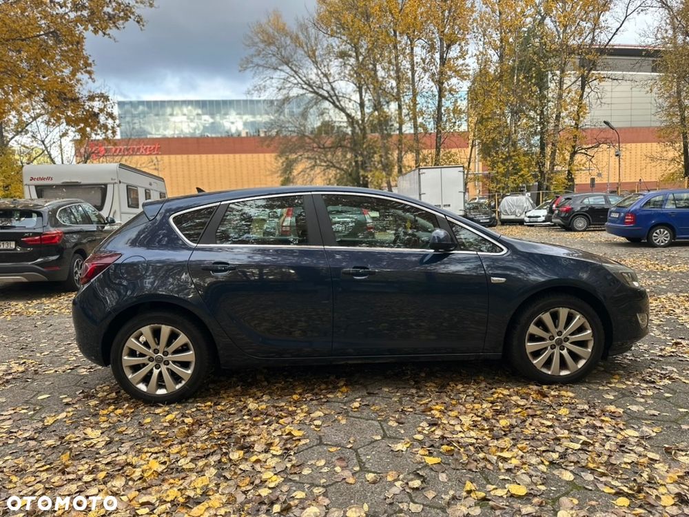 Opel Astra IV 1.4 T Cosmo - 6