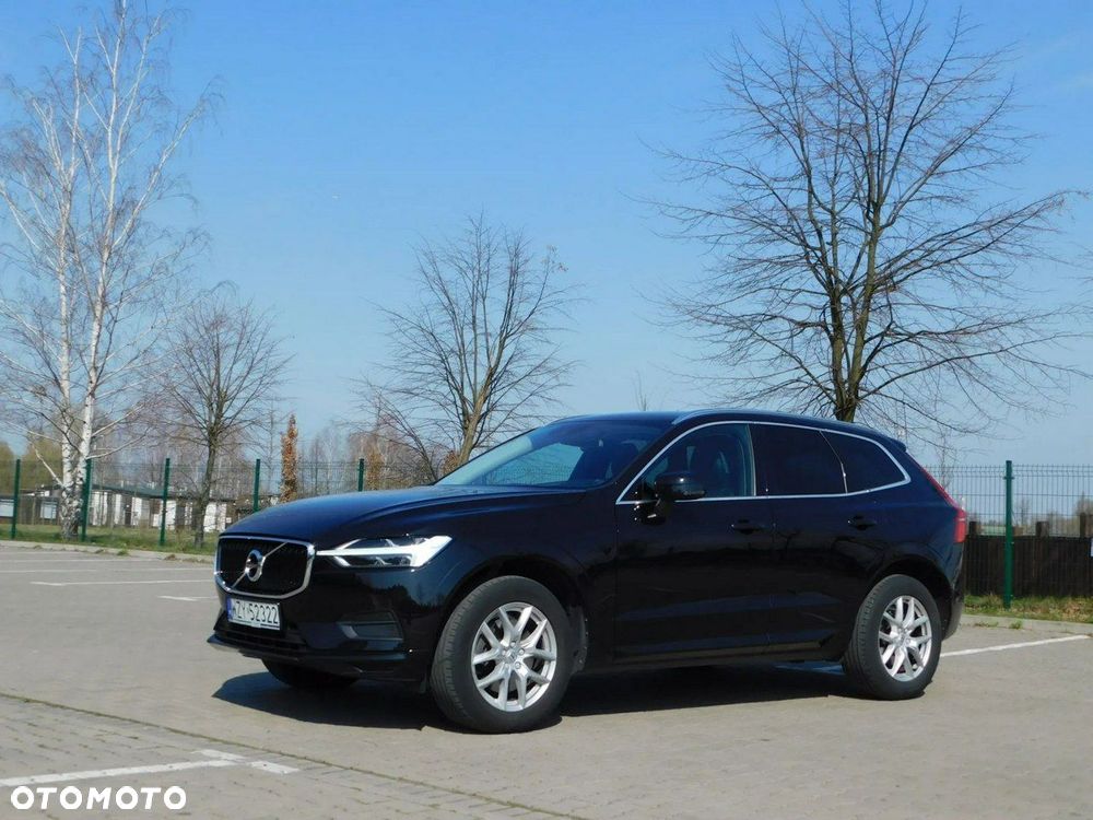 Volvo XC 60 D3 Momentum Pro - 1