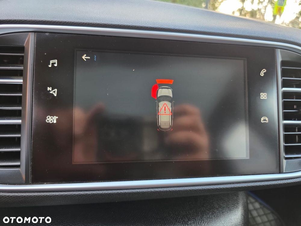 Peugeot 308 2.0 Blue HDi Allure S&S - 23