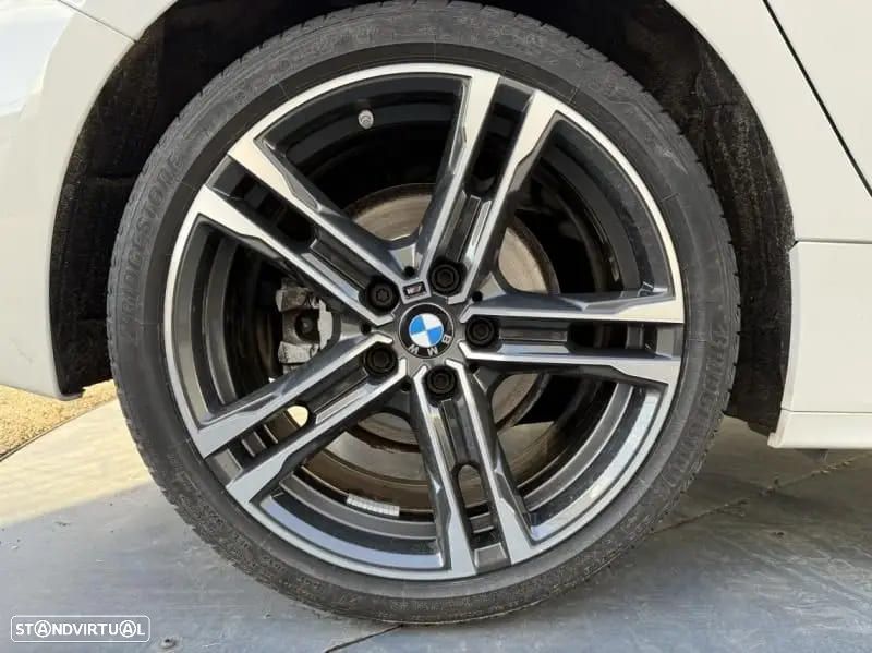 BMW 116 d Pack Desportivo M Auto - 7