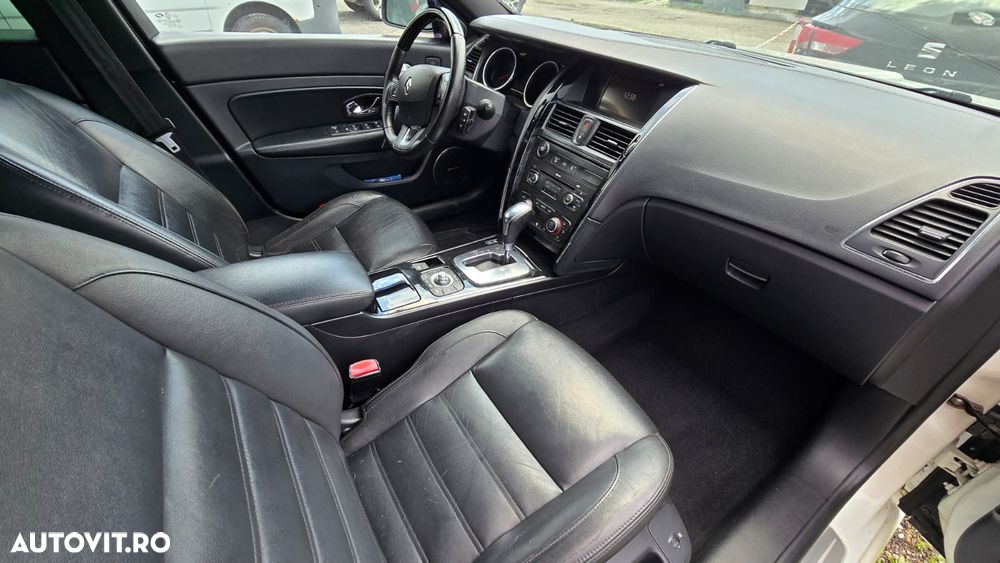 Renault Latitude - 14