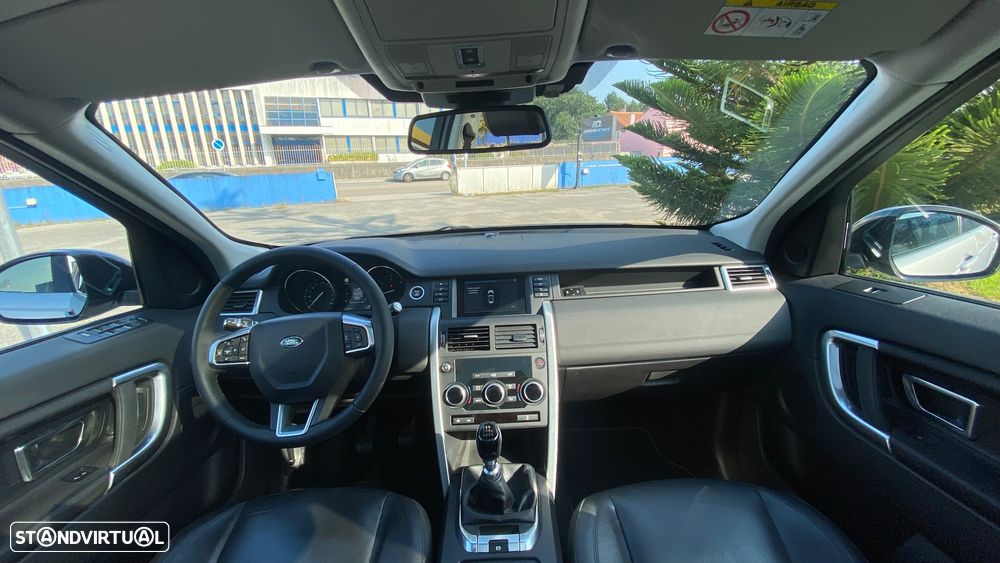 Land Rover Discovery Sport 2.0 TD4 SE - 29