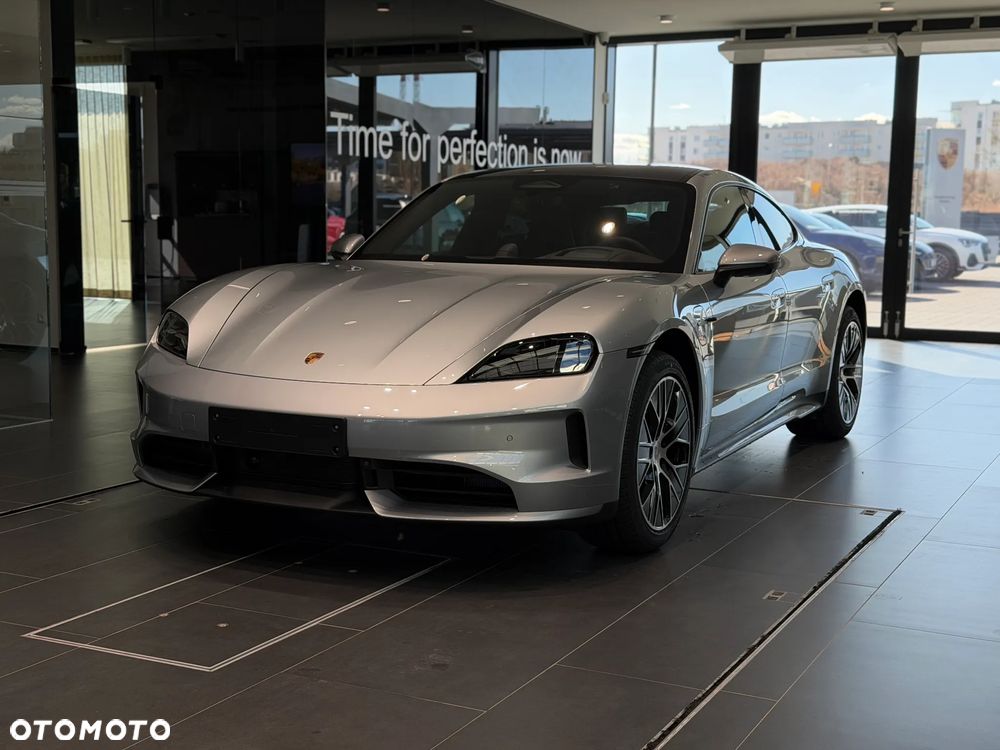 Porsche Taycan 105kWh 4S Performance Plus - 9