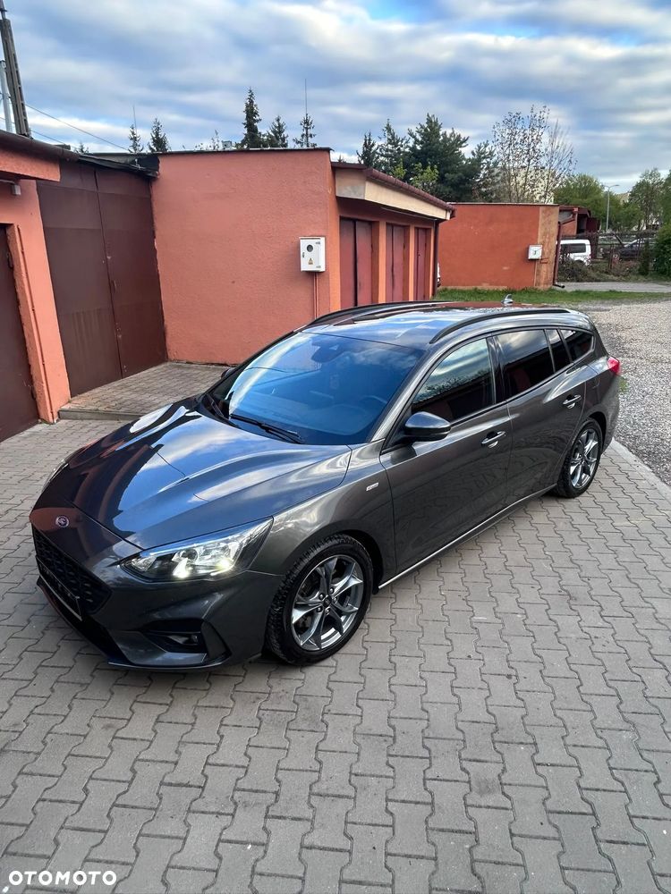 Ford Focus 1.5 EcoBlue Start-Stopp-System ST-LINE - 14