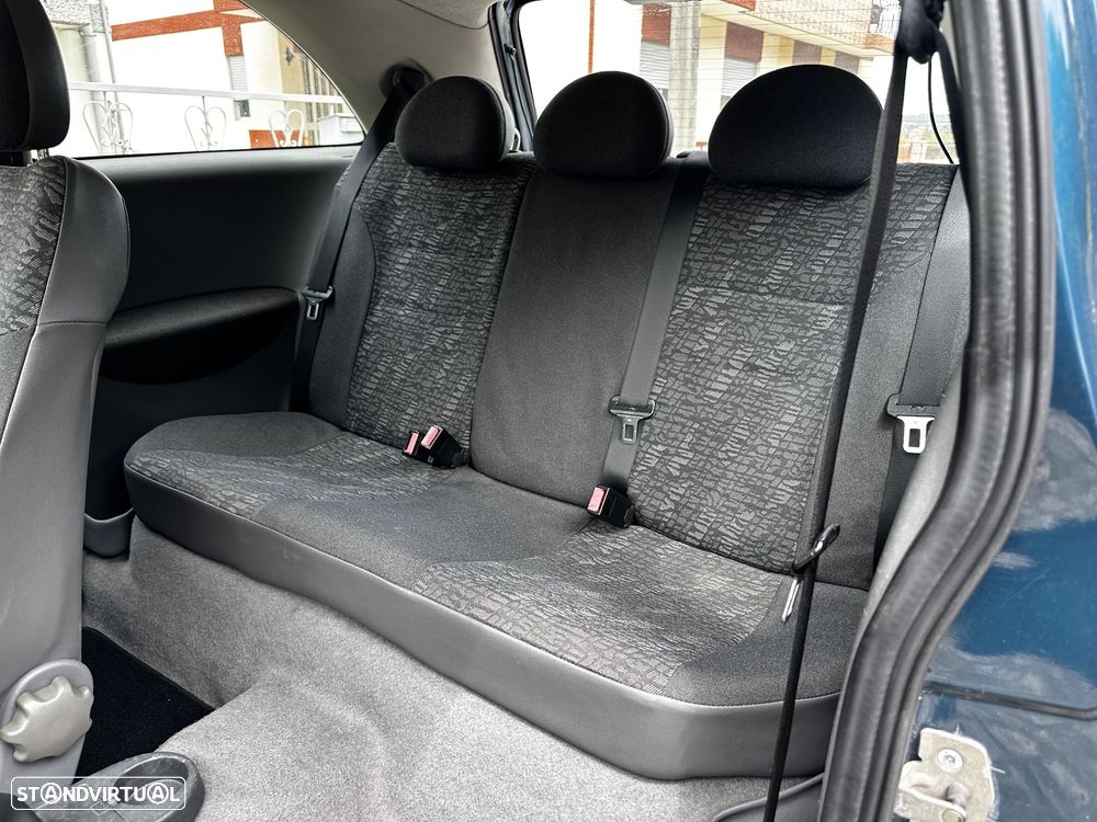Opel Corsa 1.2 16V Confort - 9