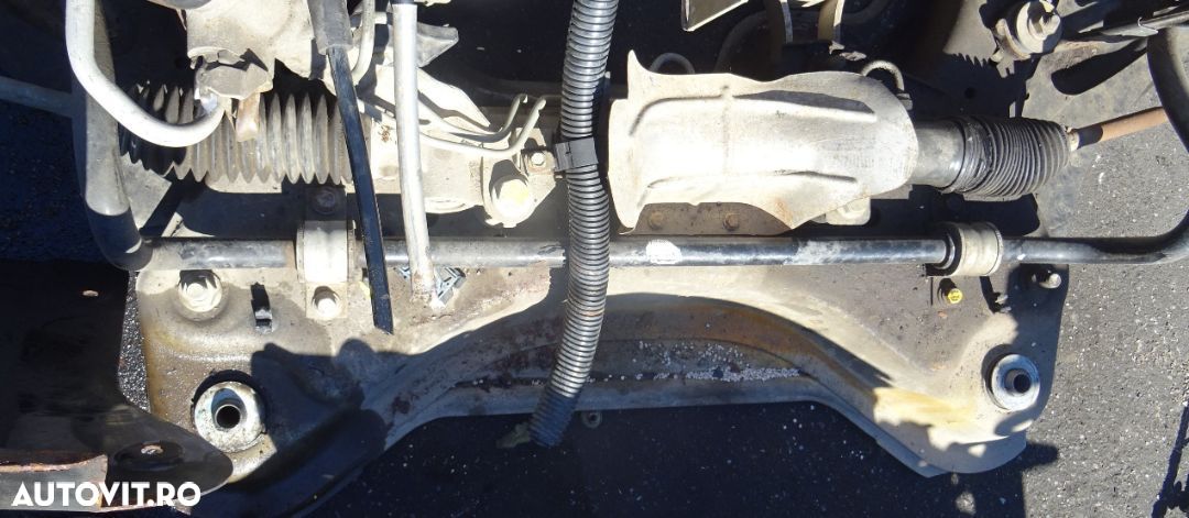 Jug motor Renault Trafic 1.9 DCI din 2005 - 1