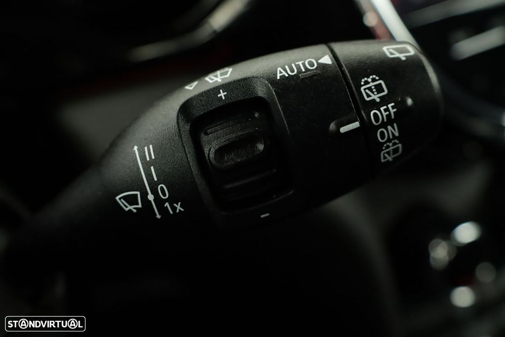 MINI 5 Portas Cooper Premium Classic Auto - 16