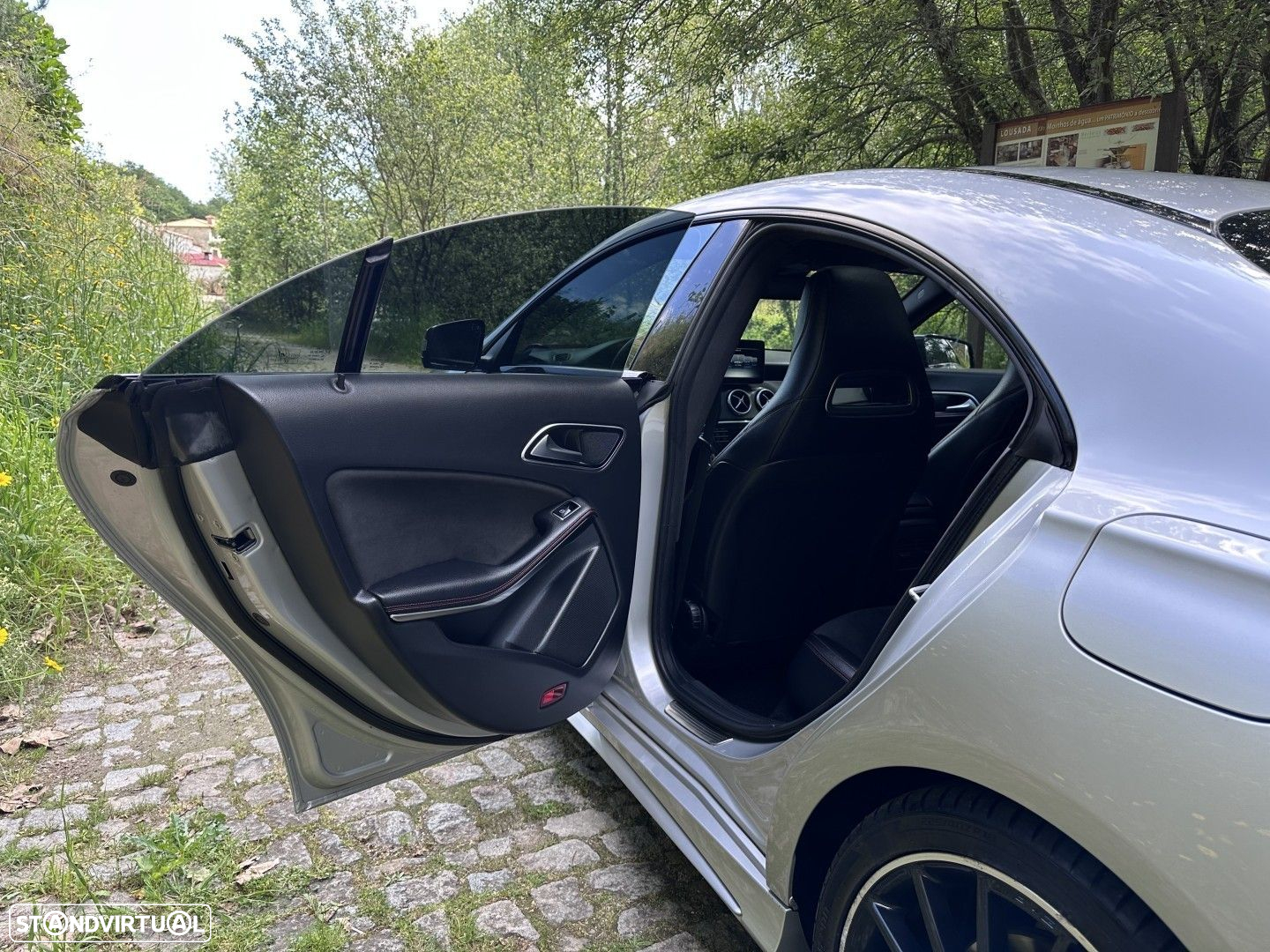 Mercedes-Benz CLA 200 d AMG Line - 31