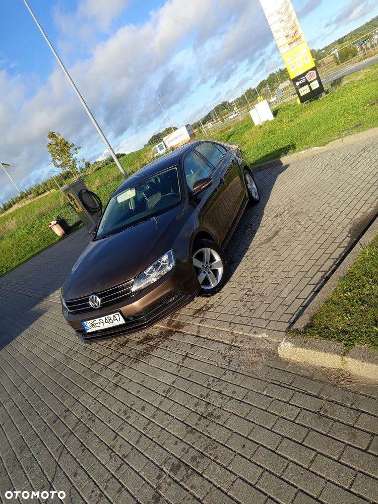 Volkswagen Jetta - 21