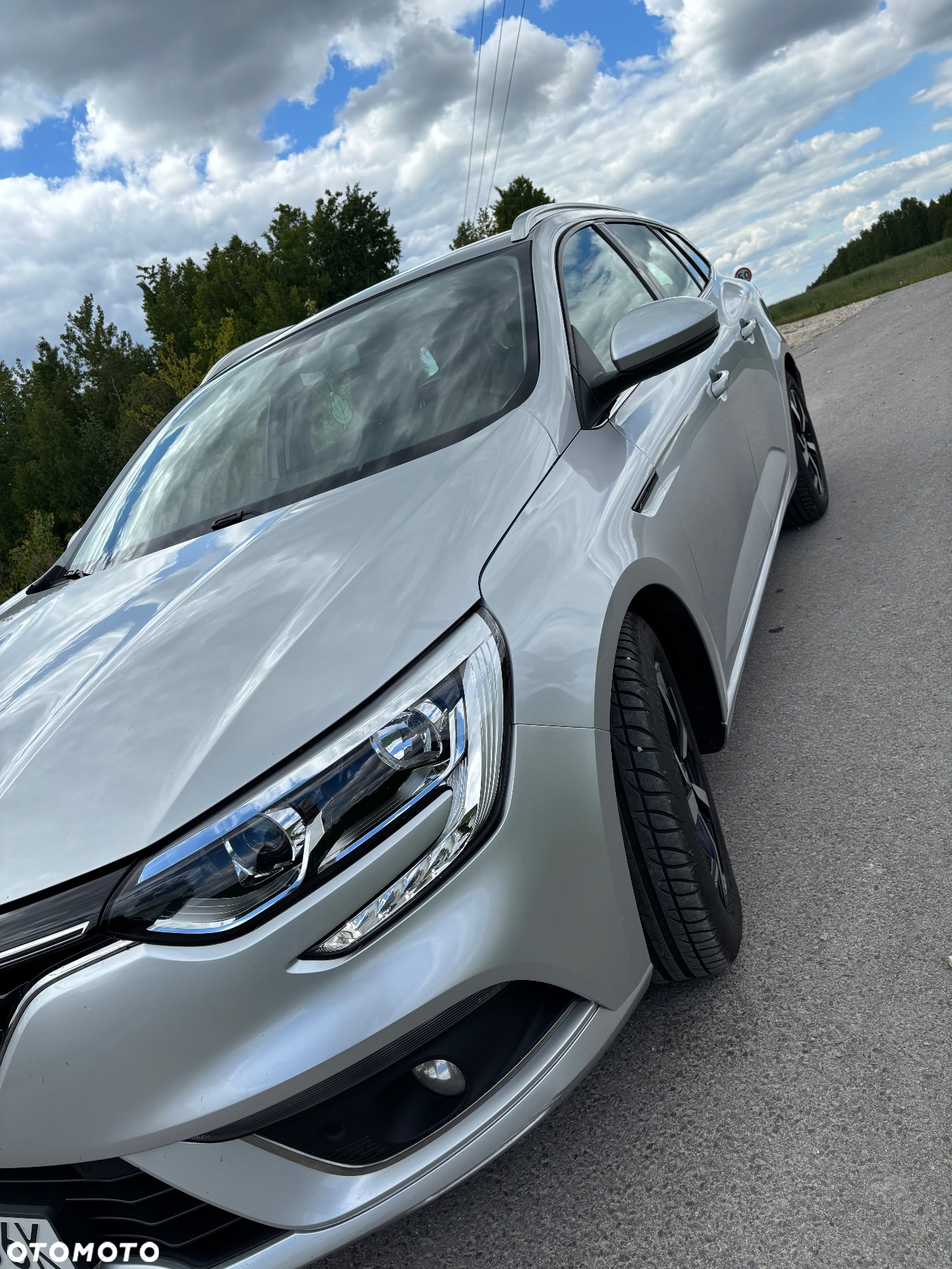 Renault Megane 1.5 Blue dCi Limited - 11