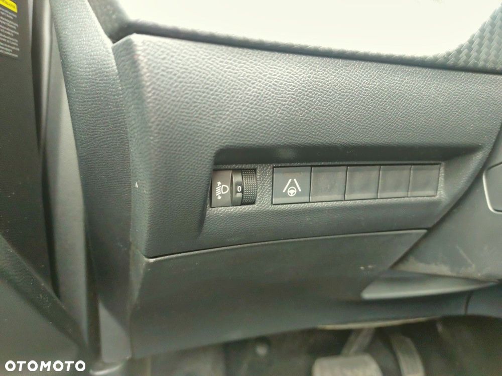 Peugeot 2008 - 14