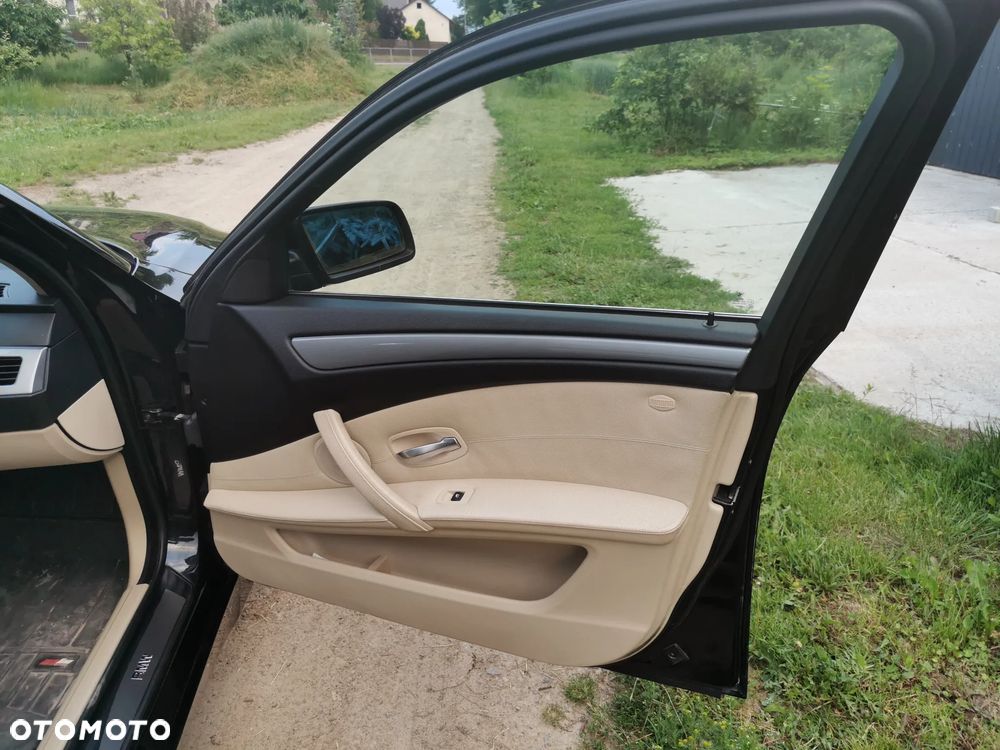 BMW Seria 5 - 23