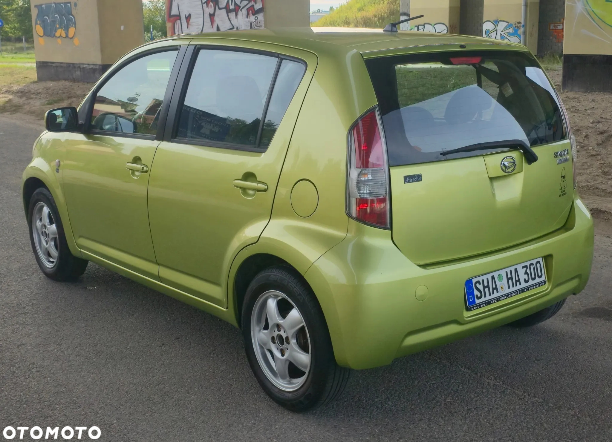 Daihatsu Sirion 1.0 CooLine - 4