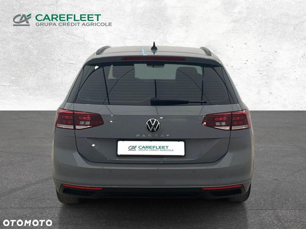 Volkswagen Passat - 6