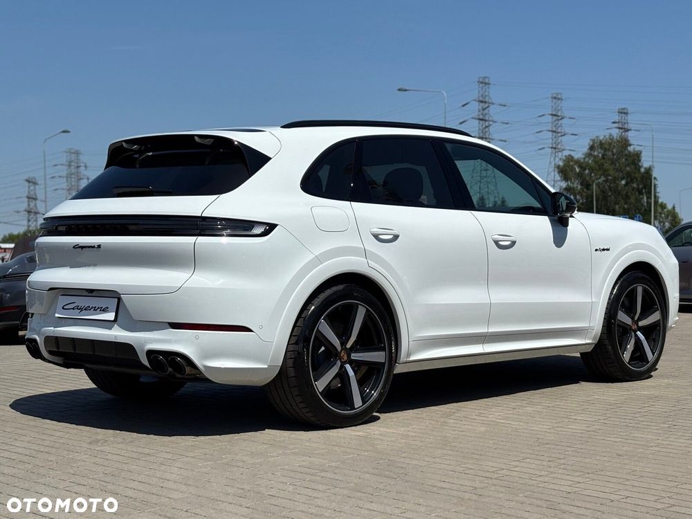 Porsche Cayenne - 8