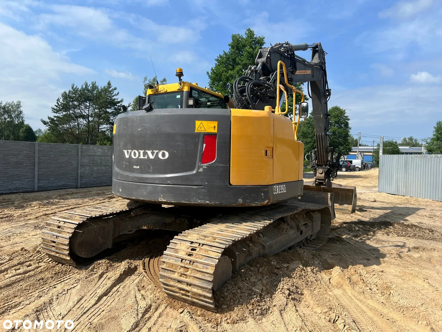 Volvo ECR235CL - 28