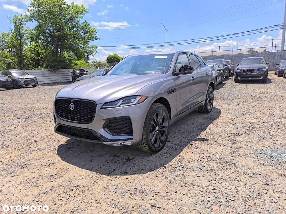 Jaguar F-Pace 2.0 P250 mHEV AWD R-Dynamic S - 2
