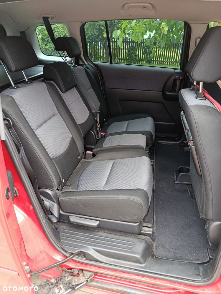 Mazda 5 - 5