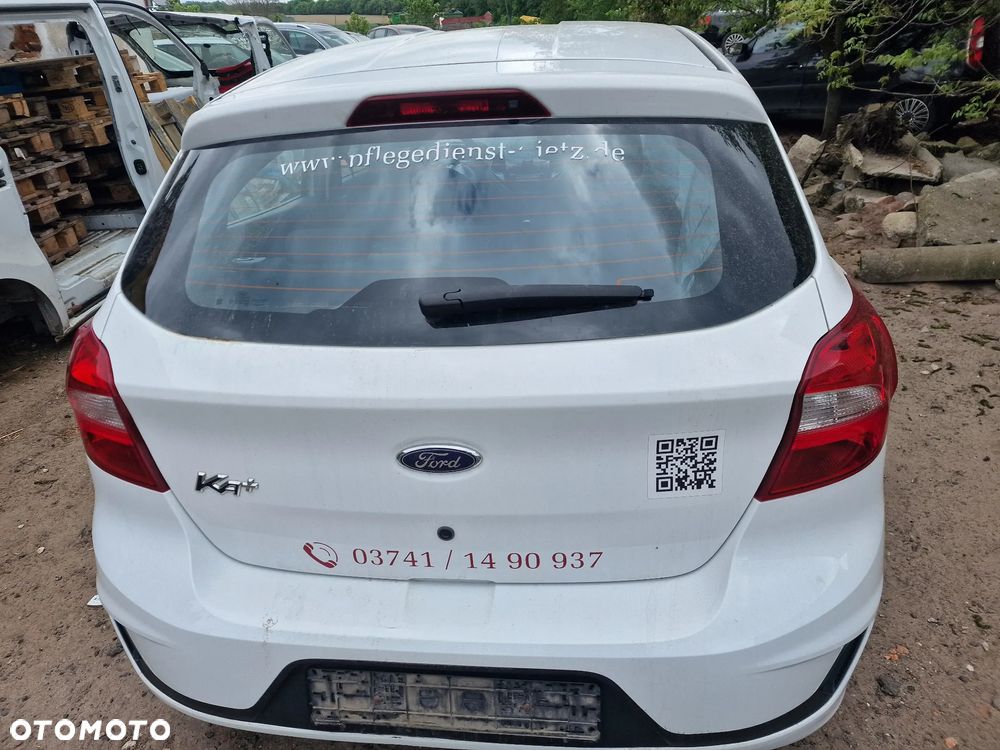 Klapa  tył  ford  ka  plus  lift  w  kolorze  KAF - 2