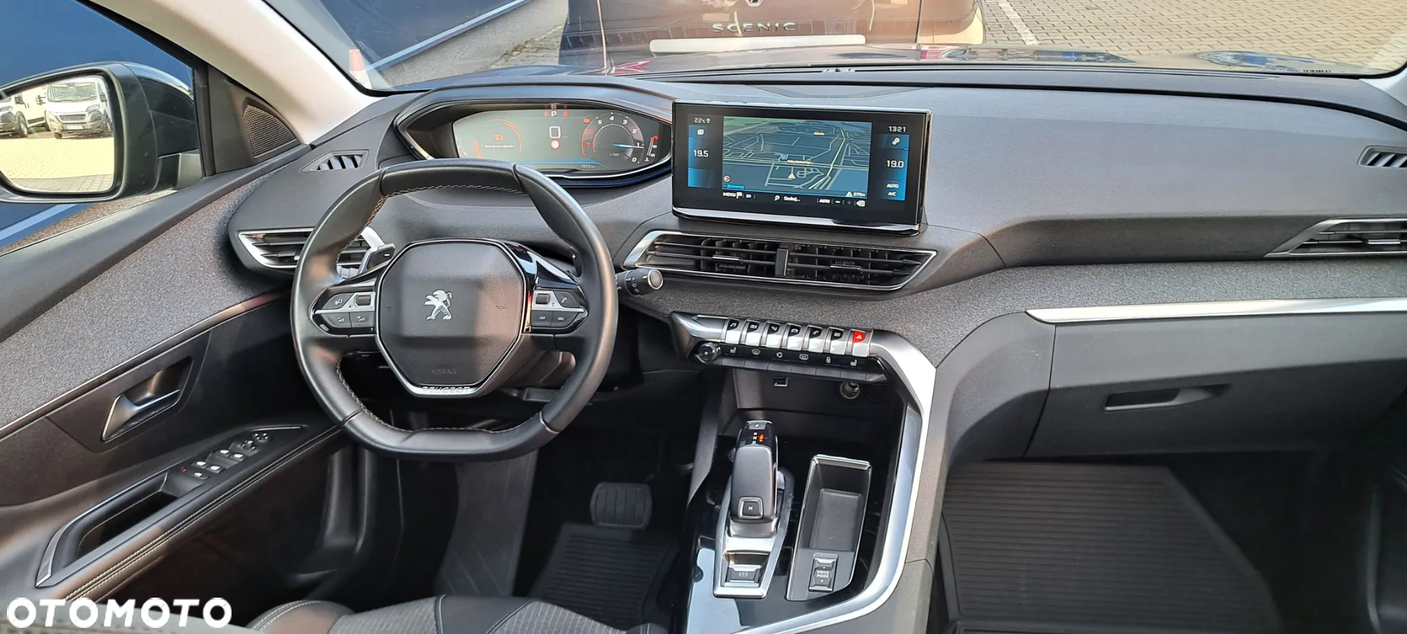 Peugeot 3008 1.2 PureTech Allure Pack S&S EAT8 - 5