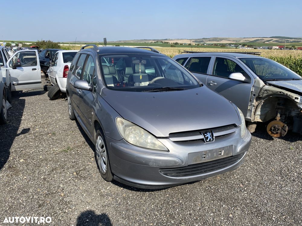 Dezmembrez Peugeot 307 2004 - 2