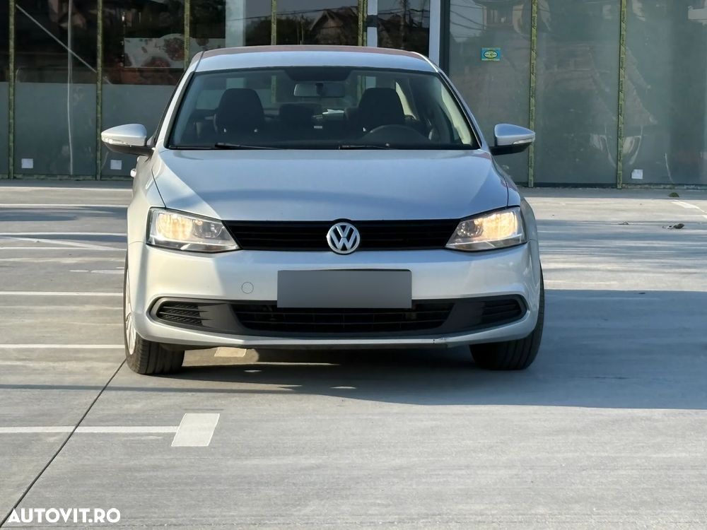 Volkswagen Jetta 1.6 TDI DPF Trendline - 3